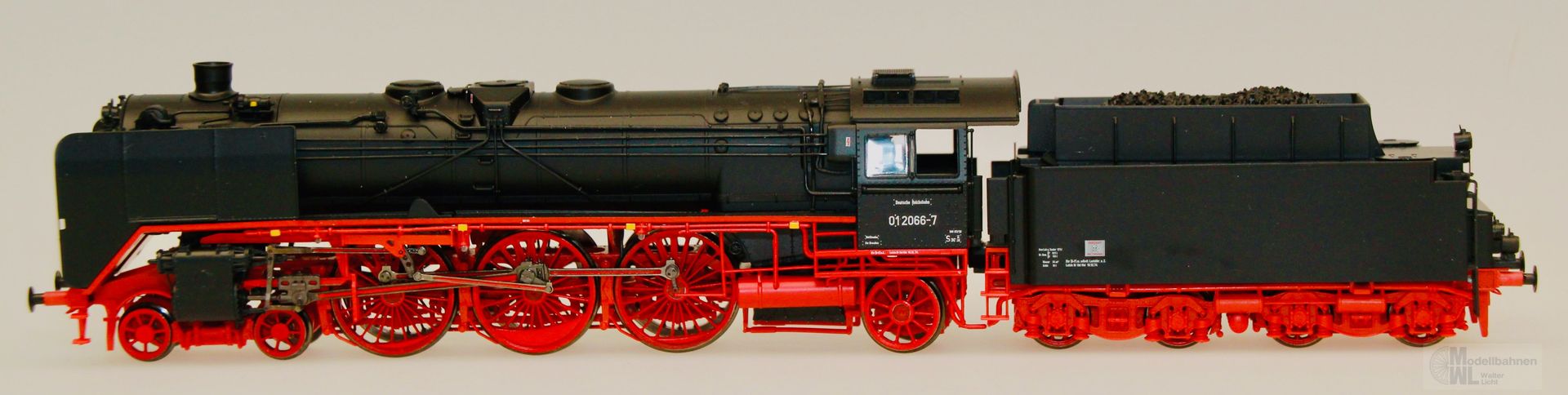 Brawa 40914 - BRAWA - Dampflok BR 01 2066-7 DB Ep.IV schwarz H0/GL Sound